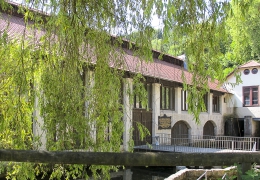 05-1