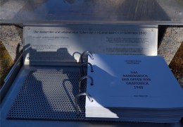 Foto-vom-Gedenkbuch-in-der-Gedenkstaette-Grafeneck-Stand-Oktober-2025