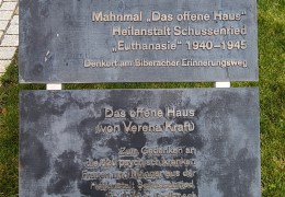 Gedenktafel-offenes-Haus-Schussenried-2025