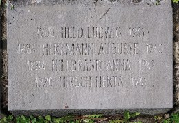 KN-Hauptfriedhof-Urnengrab-Herrmann-Auguste-1940-1000px
