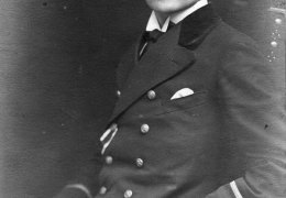 August Moosbrugger als Marineoffizier. (Foto aus Familienarchiv).