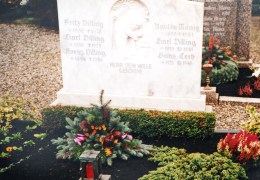 moenig-villing-grabstein-tannheim-web